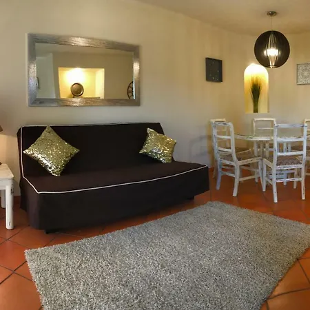 Clube Albufeira, V1 A/c * 阿尔布费拉